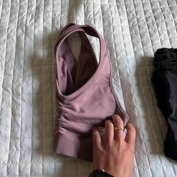 XS Alphalete Amplify sports bra / PURPLE DOVE - Picture 6 of 8